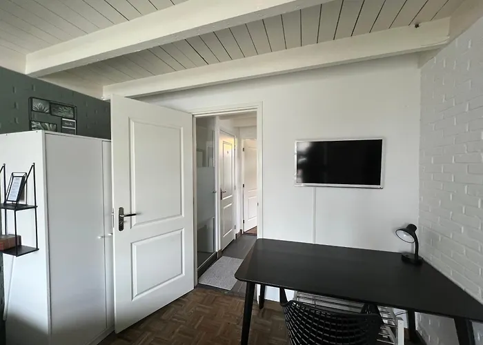 Bed & Breakfast Hush 3*